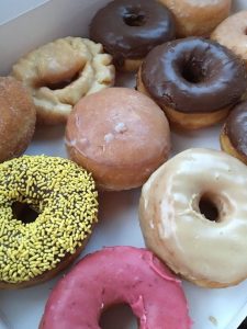 G & S DONUTS